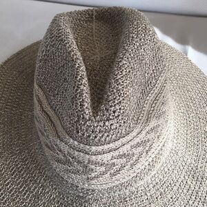 D & Y mens hat - tan